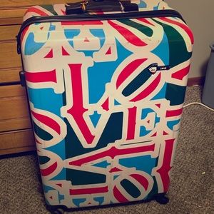 Large Hard Shell Suitcase
